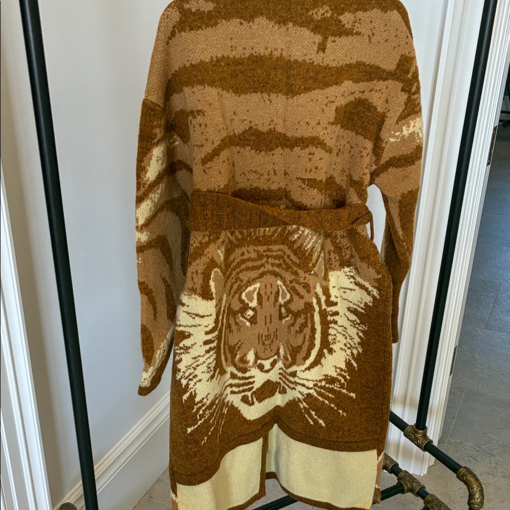 Urban Outfitters Tiger sweater coat NWT-ONE SZ